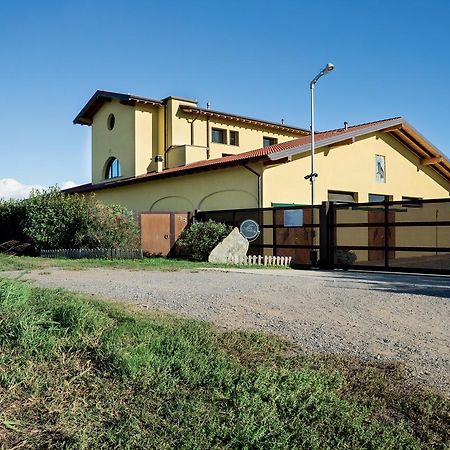 Agriturismo Camisi Qh Cambiago Ngoại thất bức ảnh