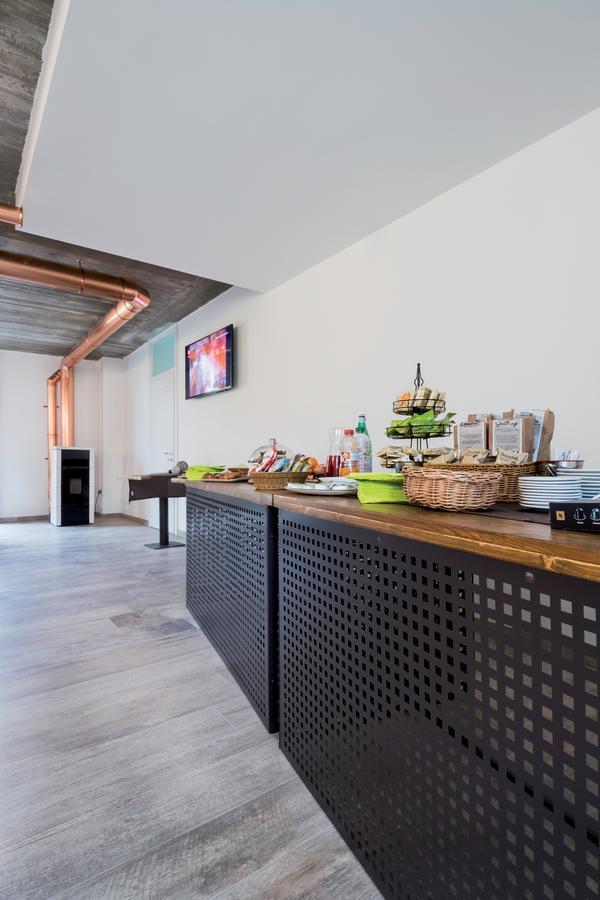 Agriturismo Camisi Qh Cambiago Ngoại thất bức ảnh