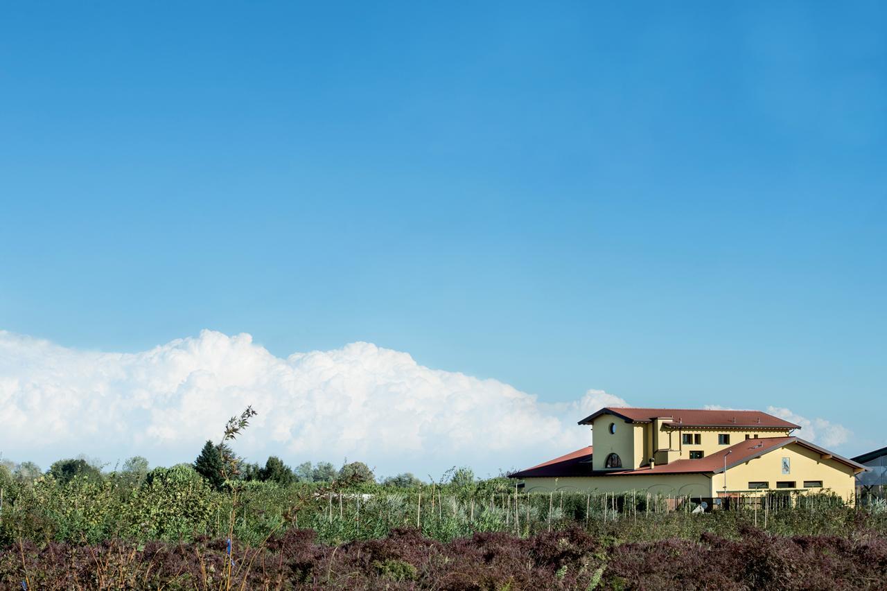 Agriturismo Camisi Qh Cambiago Ngoại thất bức ảnh